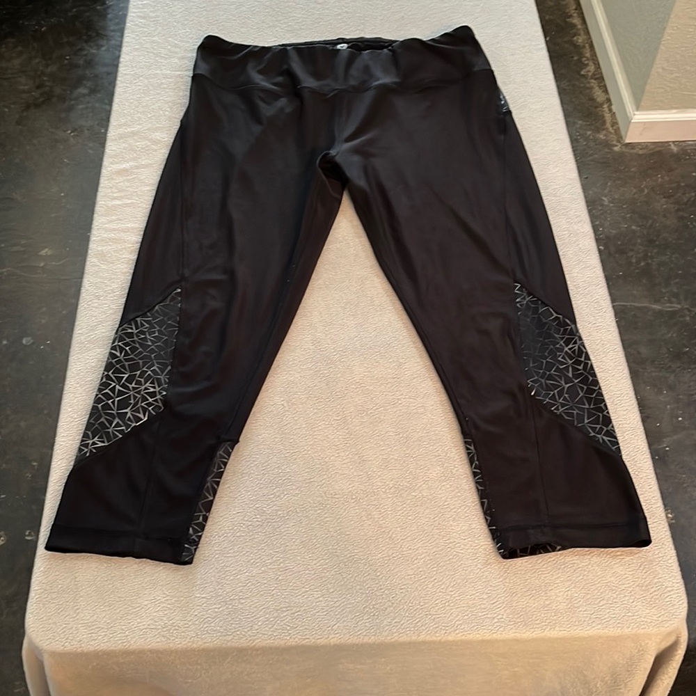 Velocity black leggings